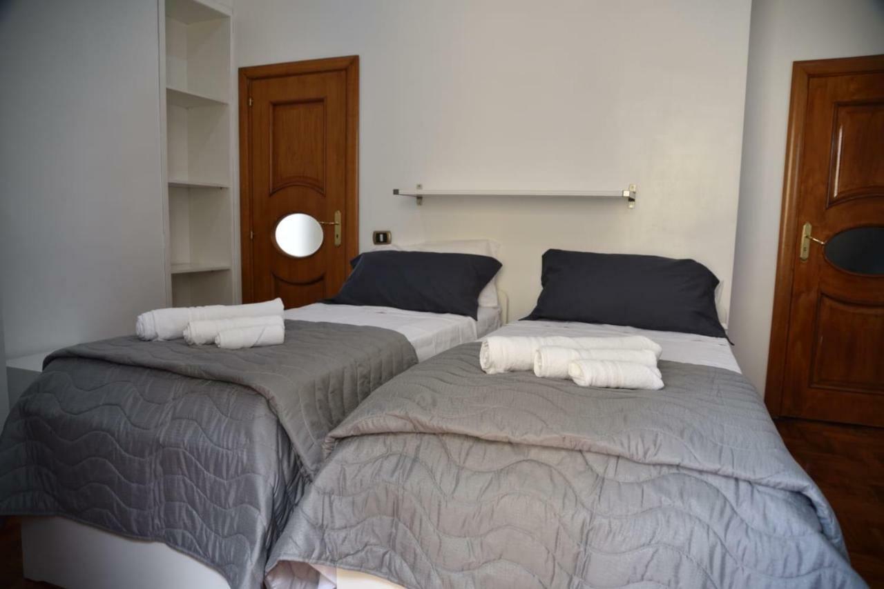 B&B Terronia Naples Luaran gambar