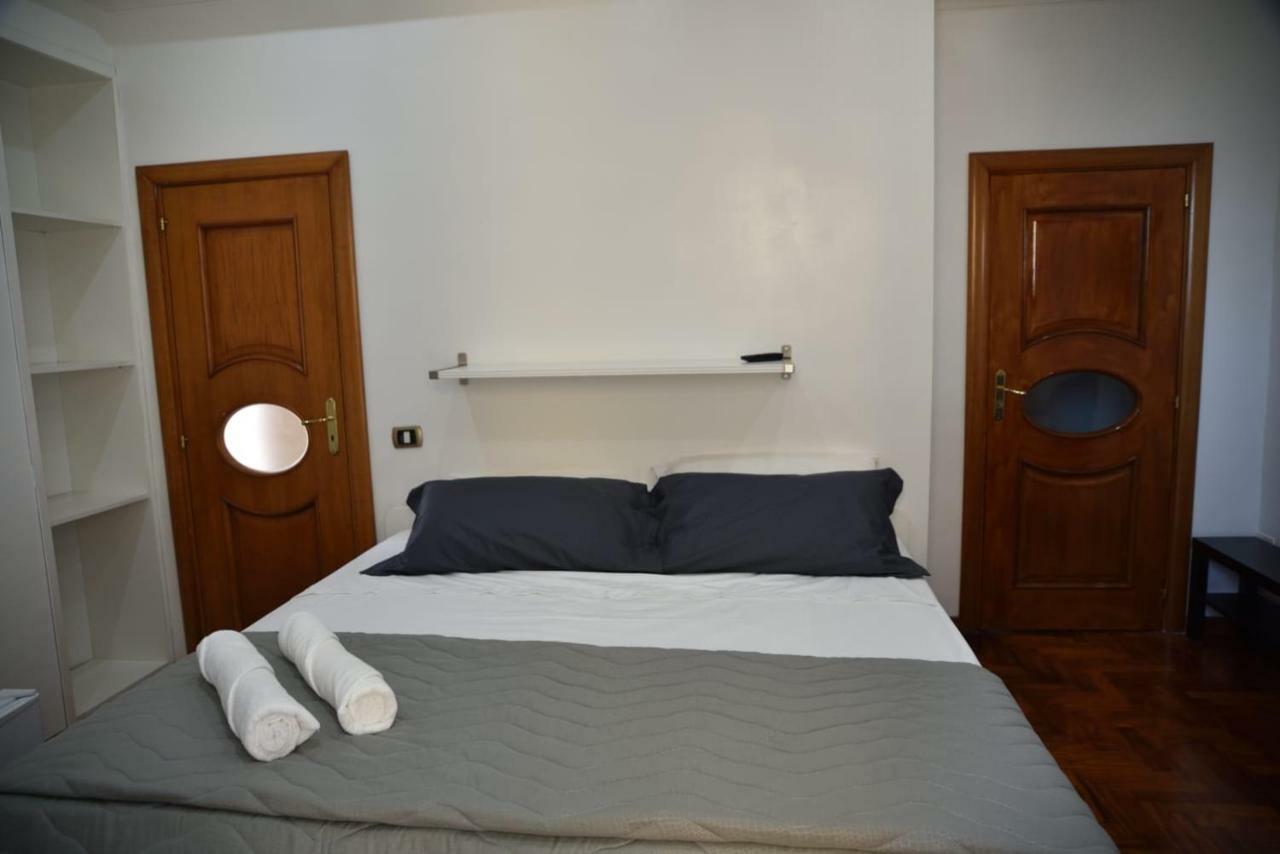 B&B Terronia Naples Luaran gambar