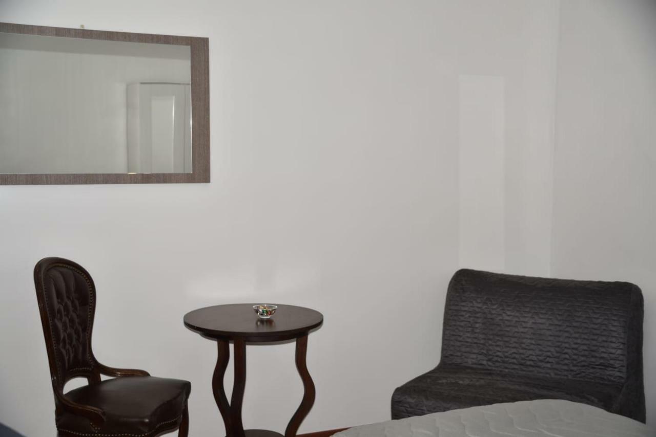 B&B Terronia Naples Luaran gambar
